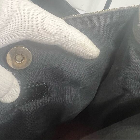 BURBERRY Mini Tote Bag - Picture 15 of 16